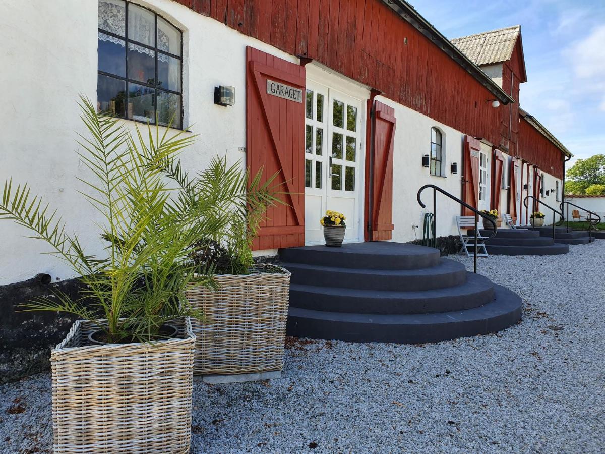 Gladsax Gardshotell Simrishamn Exterior photo